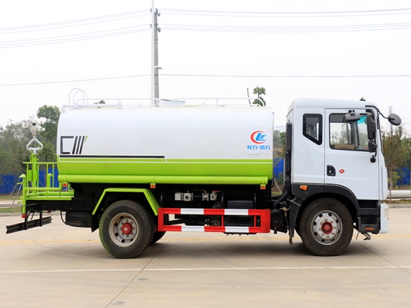 國六東風D9 12噸/14噸灑水車