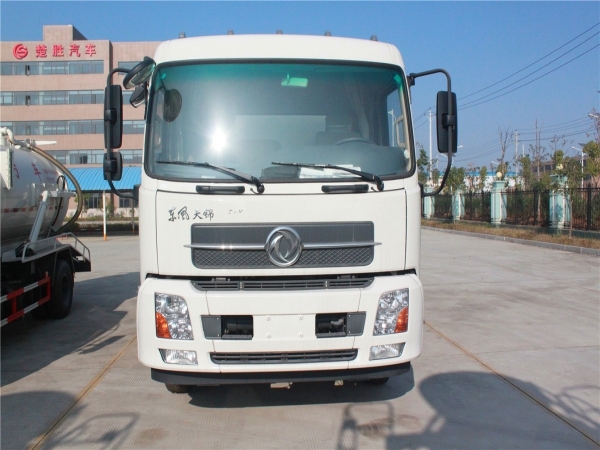 東風天錦12方清洗吸污車