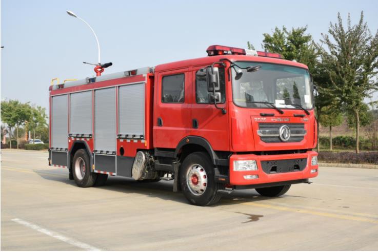 國六東風D9水罐消防車6噸